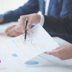 أسباب زيادة المبيعات اكتشف الحل مع تطبيق ايموكس الذكي