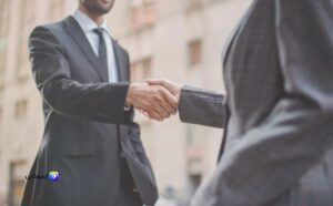 أساليب جذب العملاء والتفوق على المنافسين تطبيق ايموكس