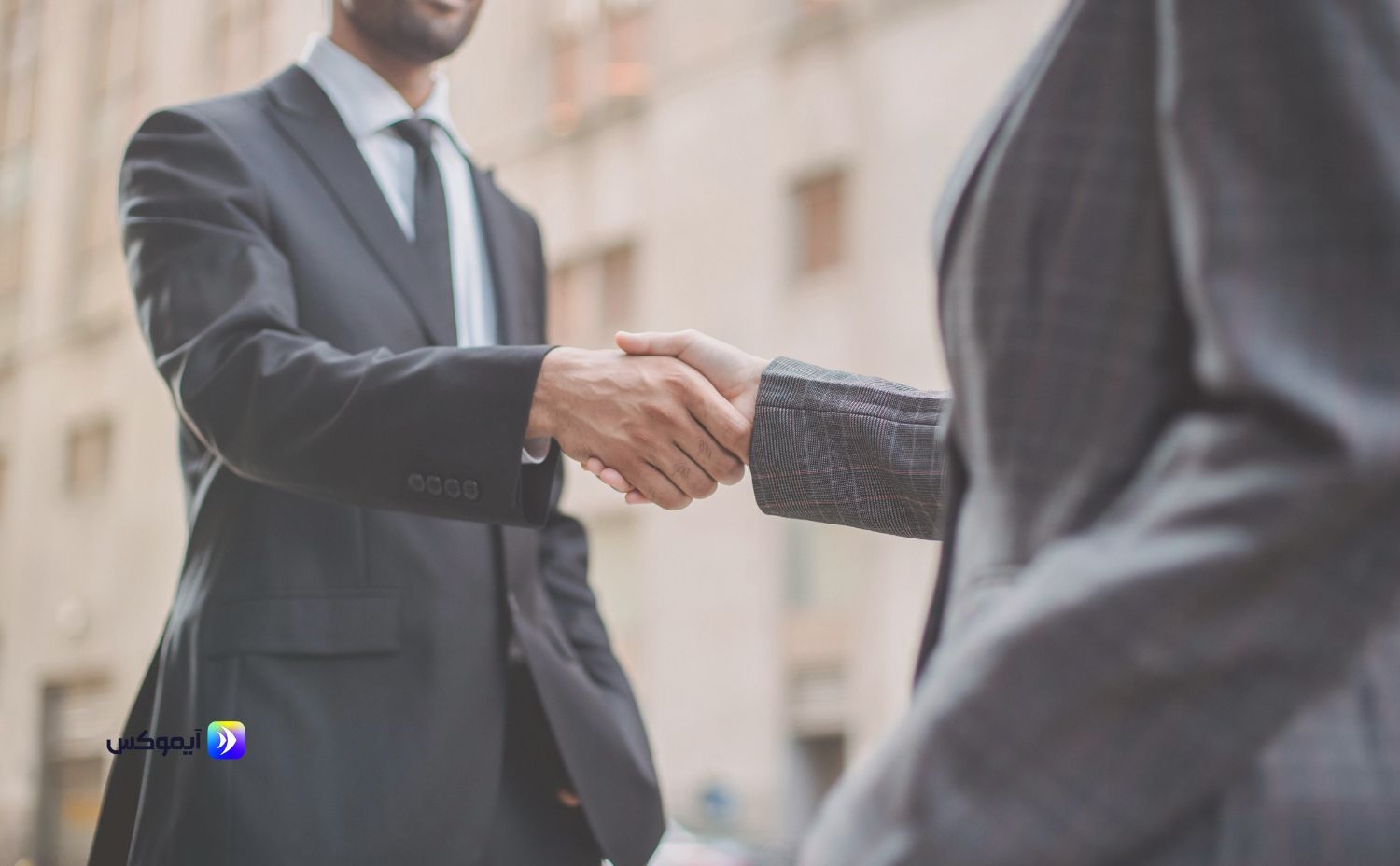 أساليب جذب العملاء والتفوق على المنافسين تطبيق ايموكس